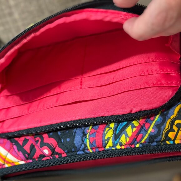 Vera Bradley Triple Zip Hipster Crossbody Bag โ Paisley Print - Picture 5 of 8